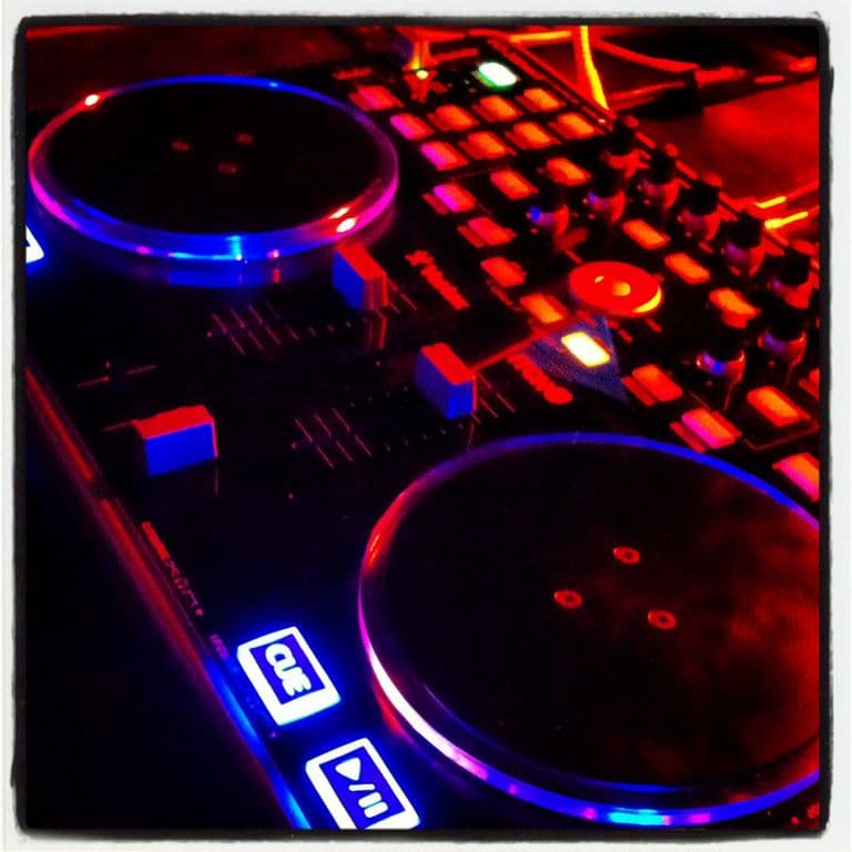 Dance Floor Heroes Mobile DJ services thumbnail 3